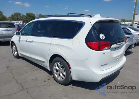 2020 Chrysler Pacifica Limited from USA, damaged, VIN 2C4RC1GG4LR285044